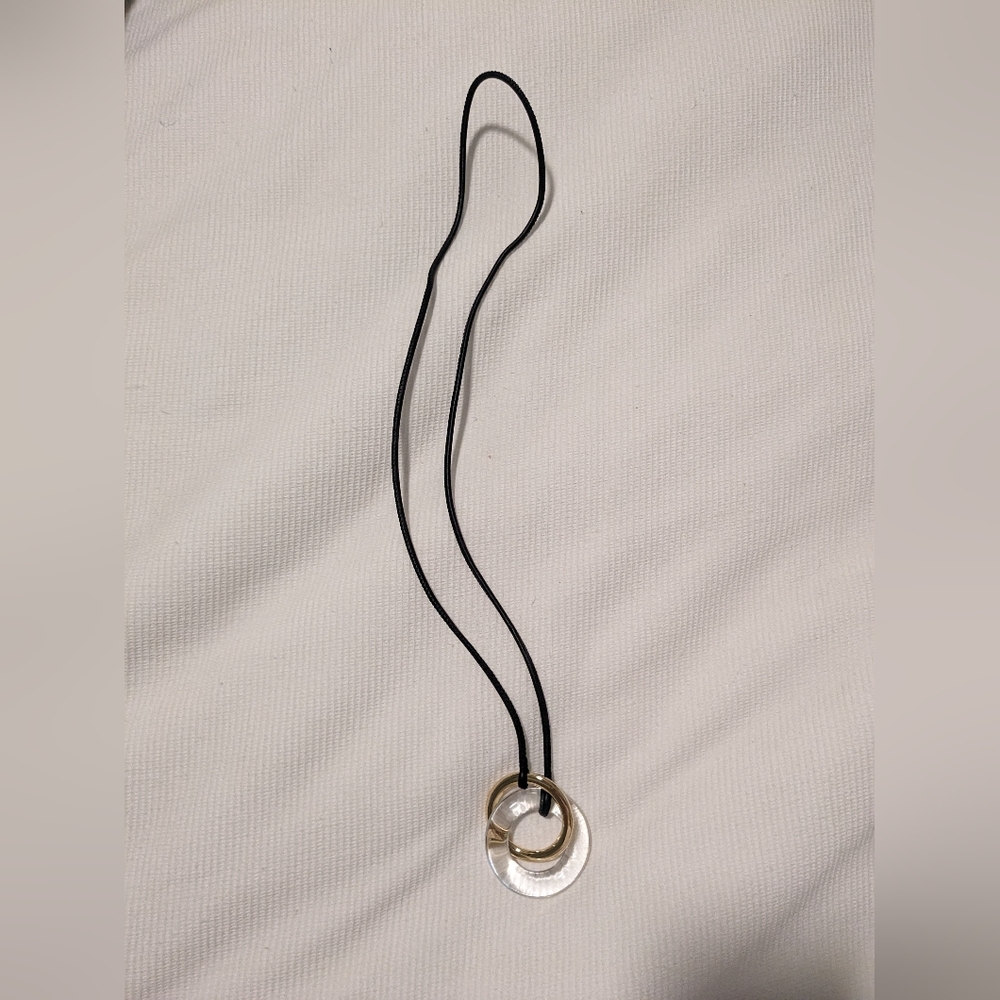 Cos necklace